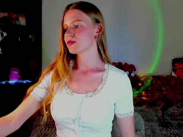 LunaEvan webcam