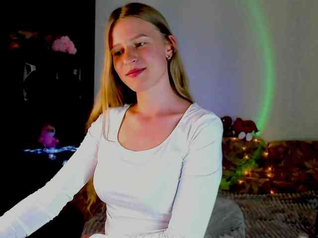 LunaEvan webcam