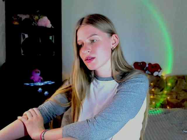 LunaEvan webcam