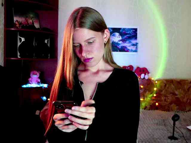 LunaEvan webcam