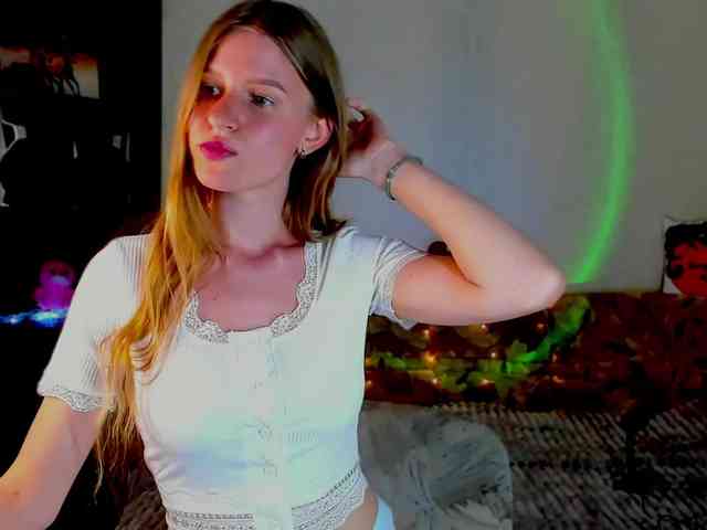 LunaEvan webcam
