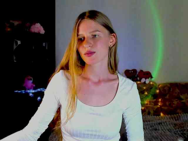 LunaEvan webcam