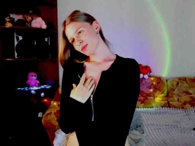 LunaEvan webcam