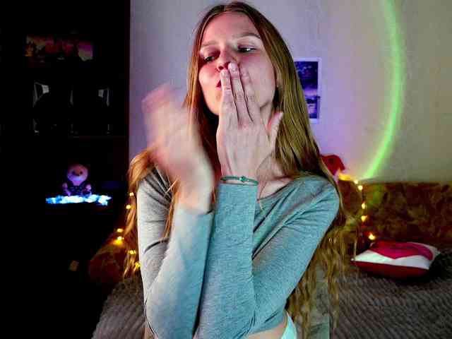 LunaEvan Live Webcam on BongaCams