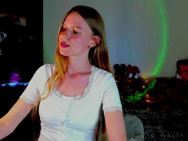 LunaEvan webcam