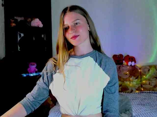 LunaEvan webcam