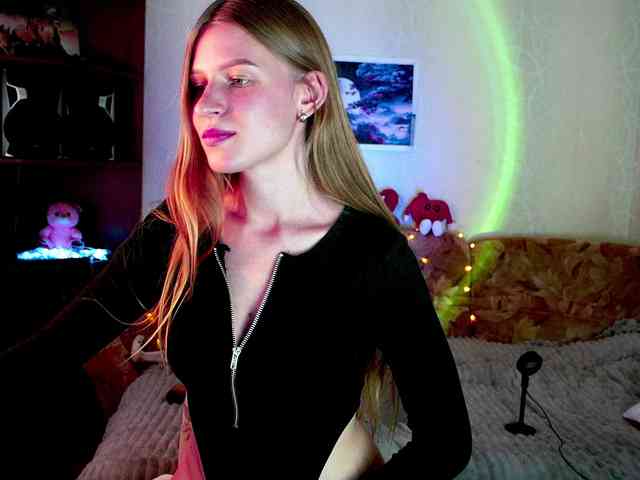 LunaEvan webcam