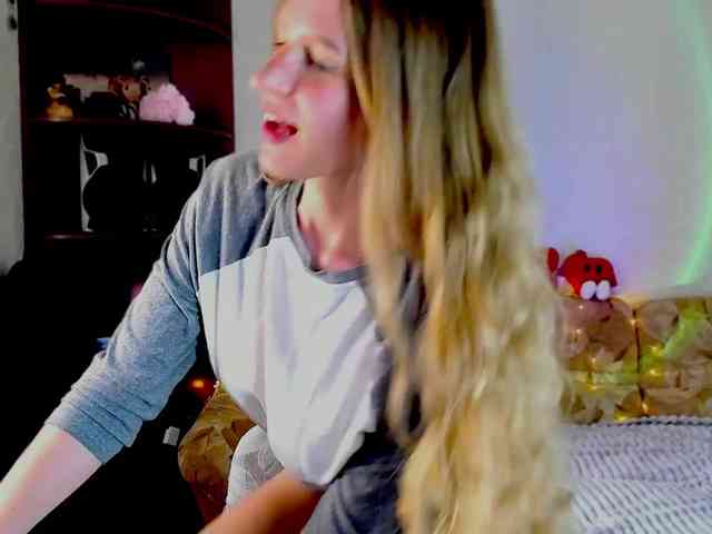 LunaEvan webcam