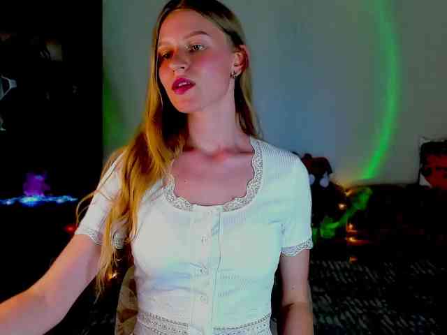 LunaEvan webcam