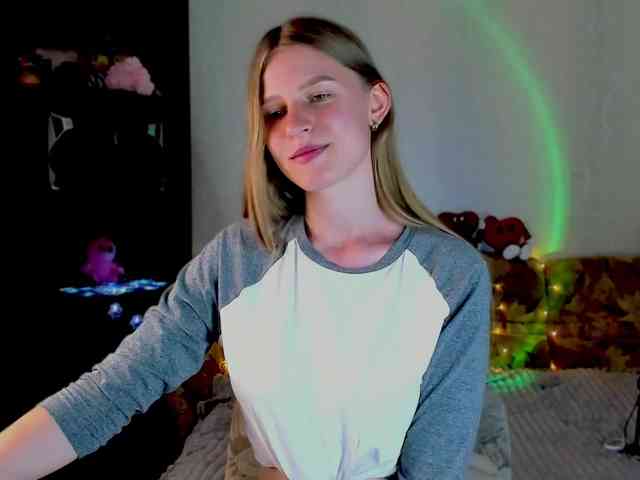 LunaEvan webcam