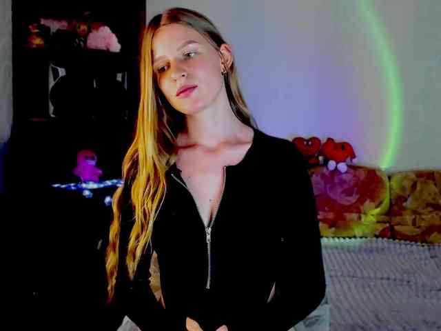 LunaEvan webcam