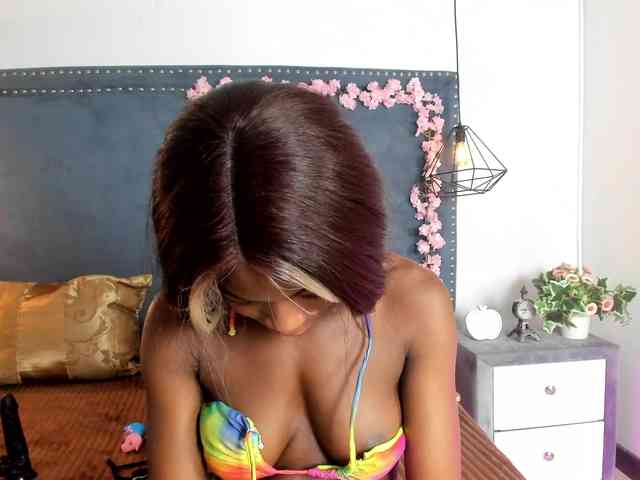 MadissonBonne webcam