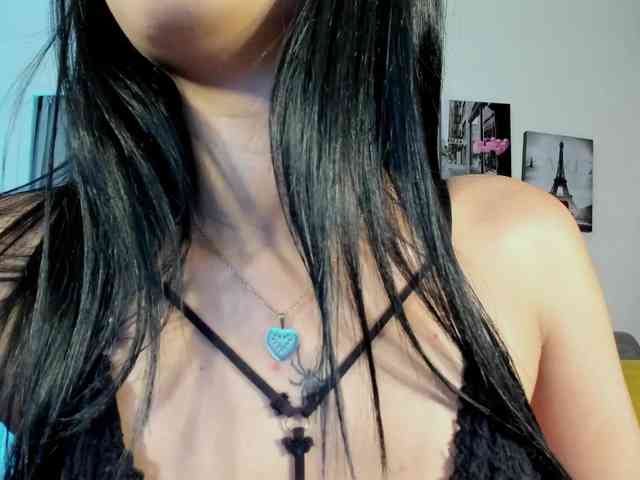 SaritaW webcam