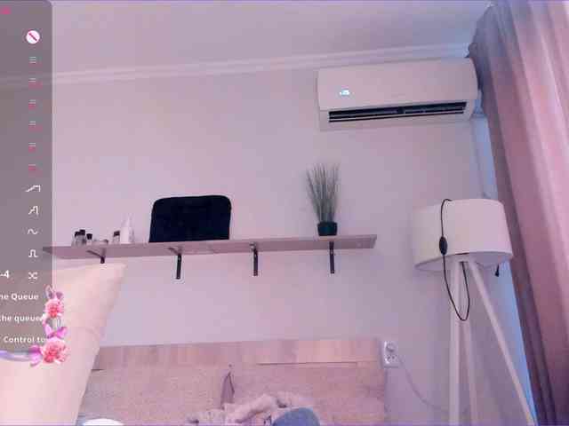 naomimisora webcam