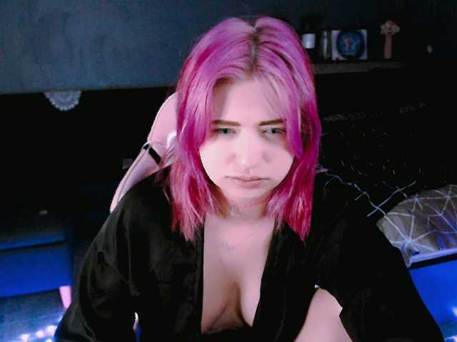 mymoonstar's BongaCams show and profile