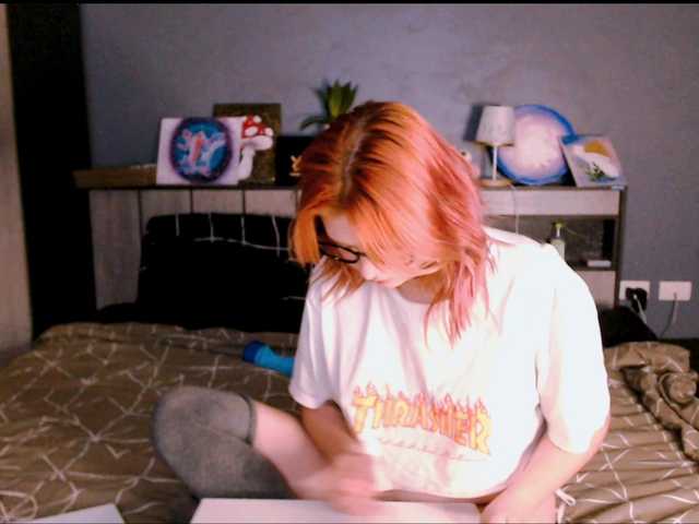 mymoonstar's BongaCams show and profile