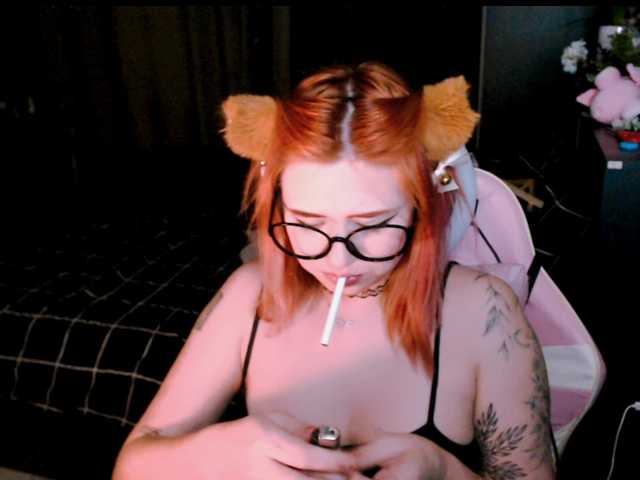 mymoonstar's BongaCams show and profile