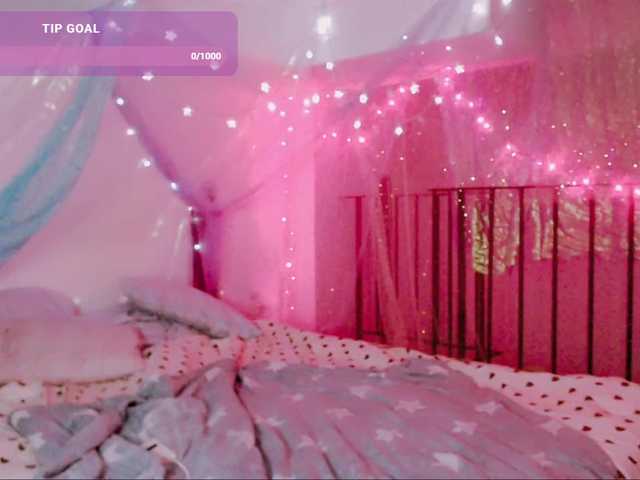 mymoonstar's BongaCams show and profile