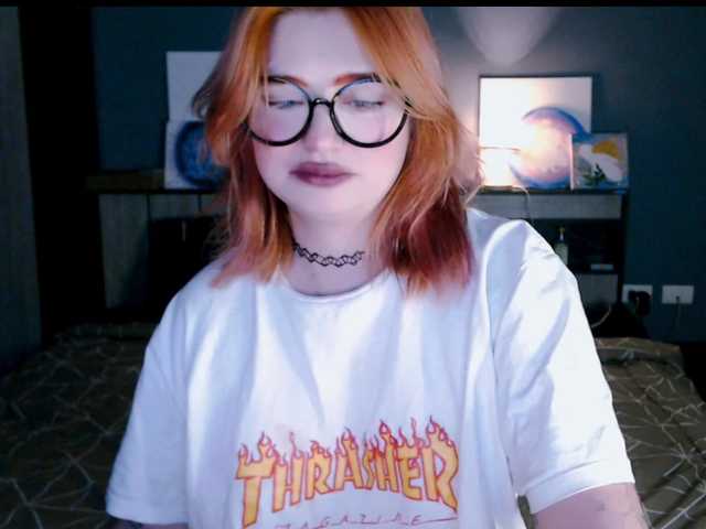 mymoonstar's BongaCams show and profile