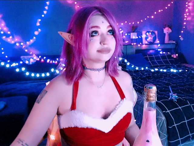 mymoonstar's BongaCams show and profile