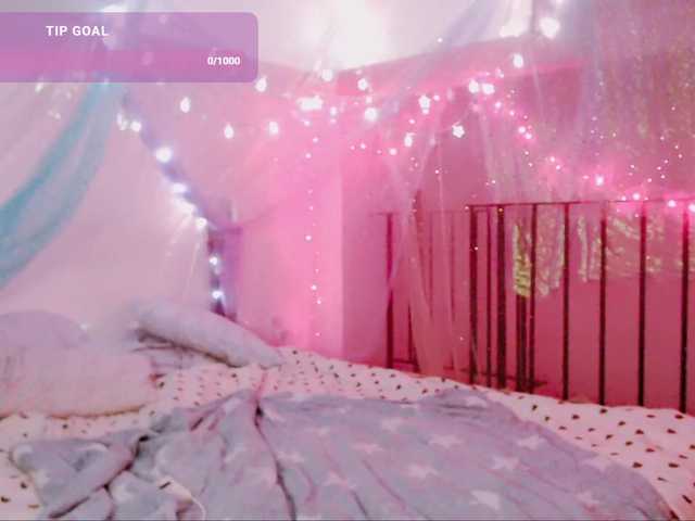 mymoonstar's BongaCams show and profile