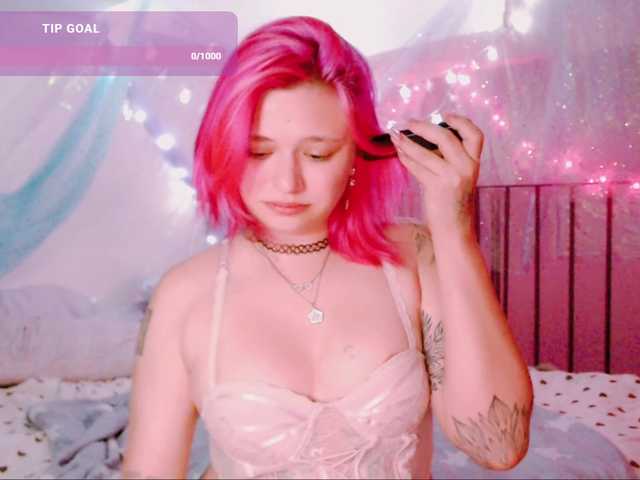 mymoonstar's BongaCams show and profile