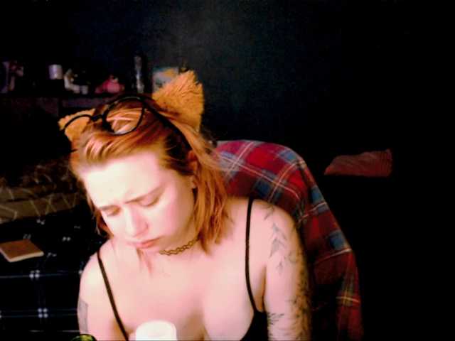 mymoonstar's BongaCams show and profile