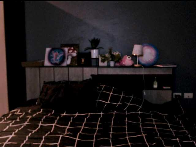 mymoonstar's BongaCams show and profile