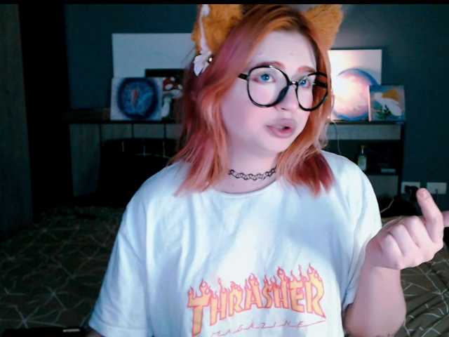 mymoonstar's BongaCams show and profile