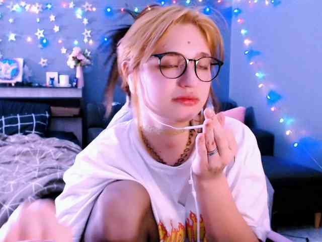 mymoonstar webcam