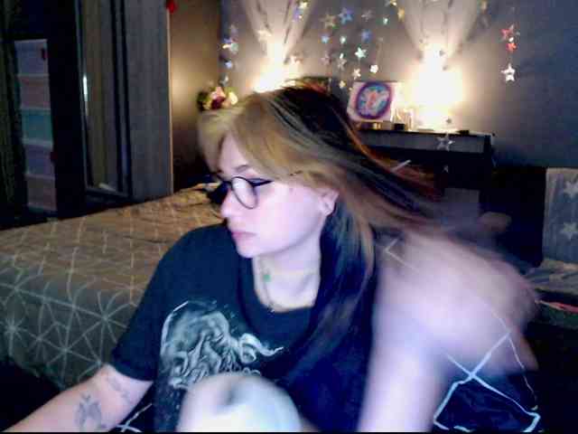 mymoonstar Live Webcam on BongaCams