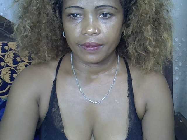 Sexywife1's BongaCams show and profile