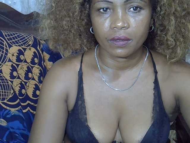 Sexywife1's BongaCams show and profile