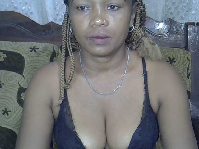 Sexywife1's BongaCams show and profile