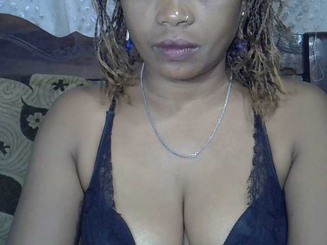 Sexywife1's BongaCams show and profile