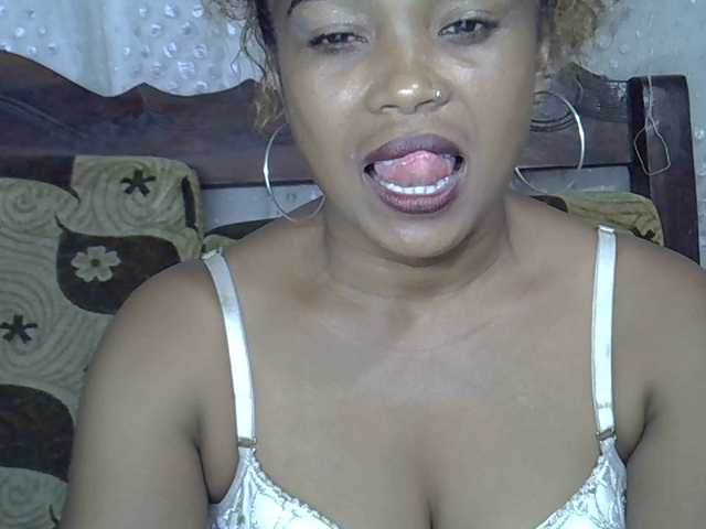 Sexywife1's BongaCams show and profile