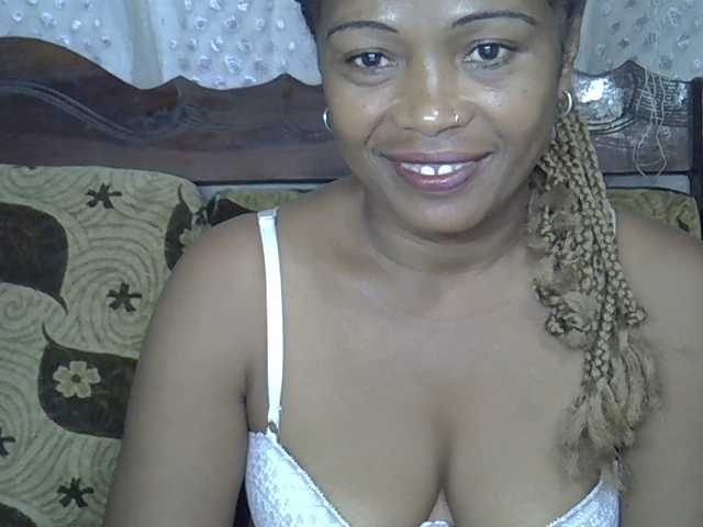 Sexywife1's BongaCams show and profile