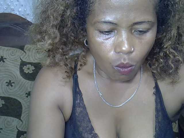 Sexywife1's BongaCams show and profile