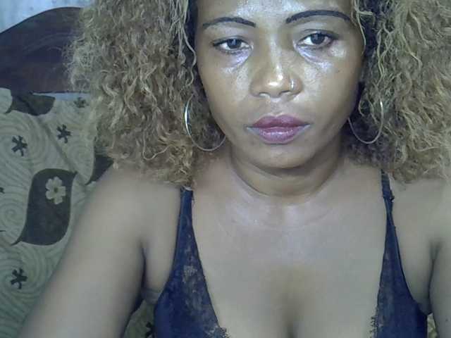 Sexywife1's BongaCams show and profile