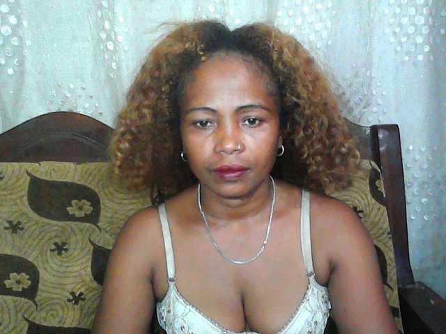 Sexywife1's BongaCams show and profile