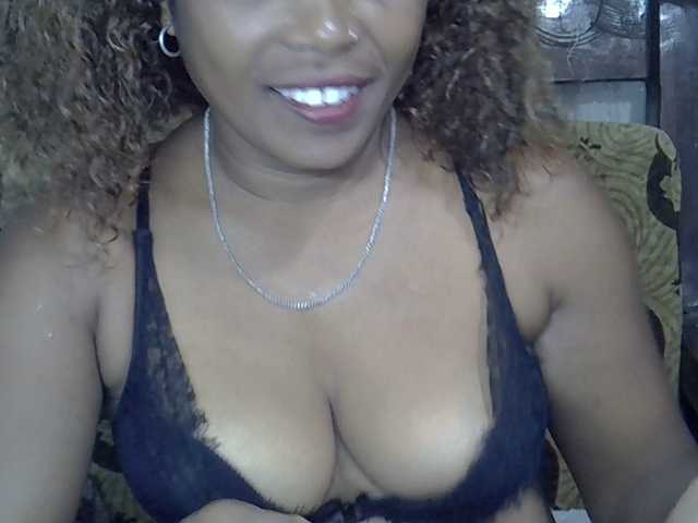 Sexywife1's BongaCams show and profile