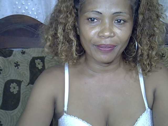 Sexywife1's BongaCams show and profile