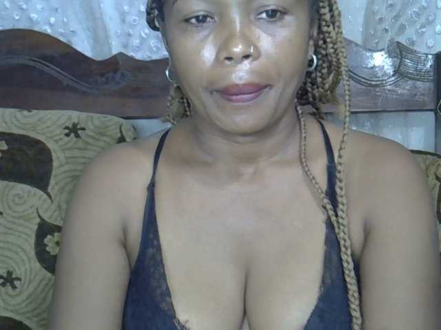 Sexywife1's BongaCams show and profile