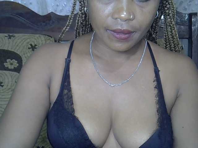 Sexywife1's BongaCams show and profile