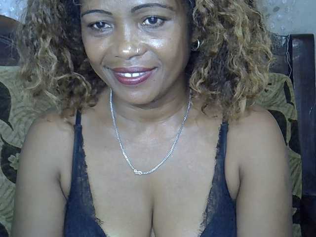 Sexywife1's BongaCams show and profile