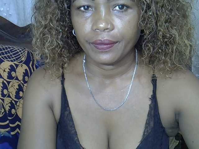 Sexywife1's BongaCams show and profile