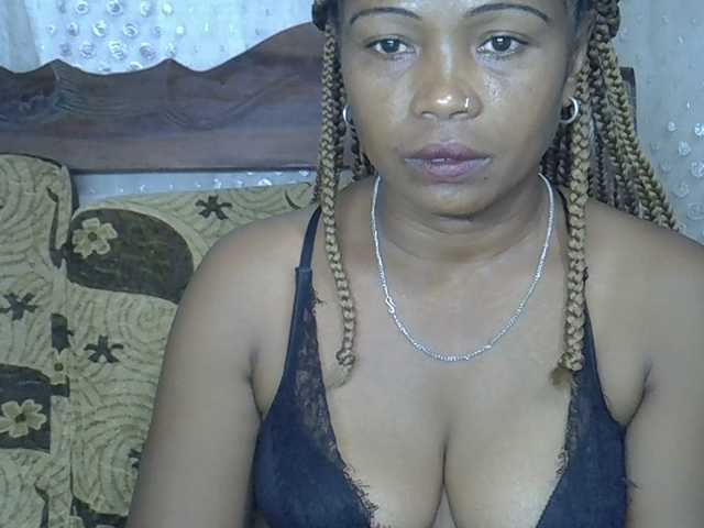 Sexywife1's BongaCams show and profile