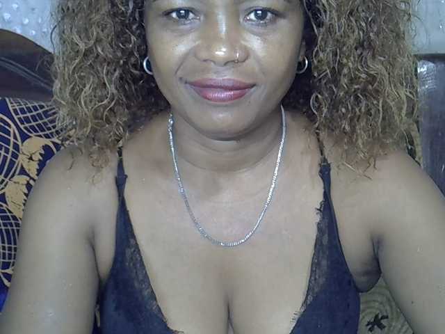 Sexywife1's BongaCams show and profile