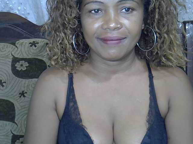 Sexywife1's BongaCams show and profile