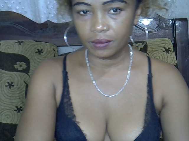 Sexywife1's BongaCams show and profile